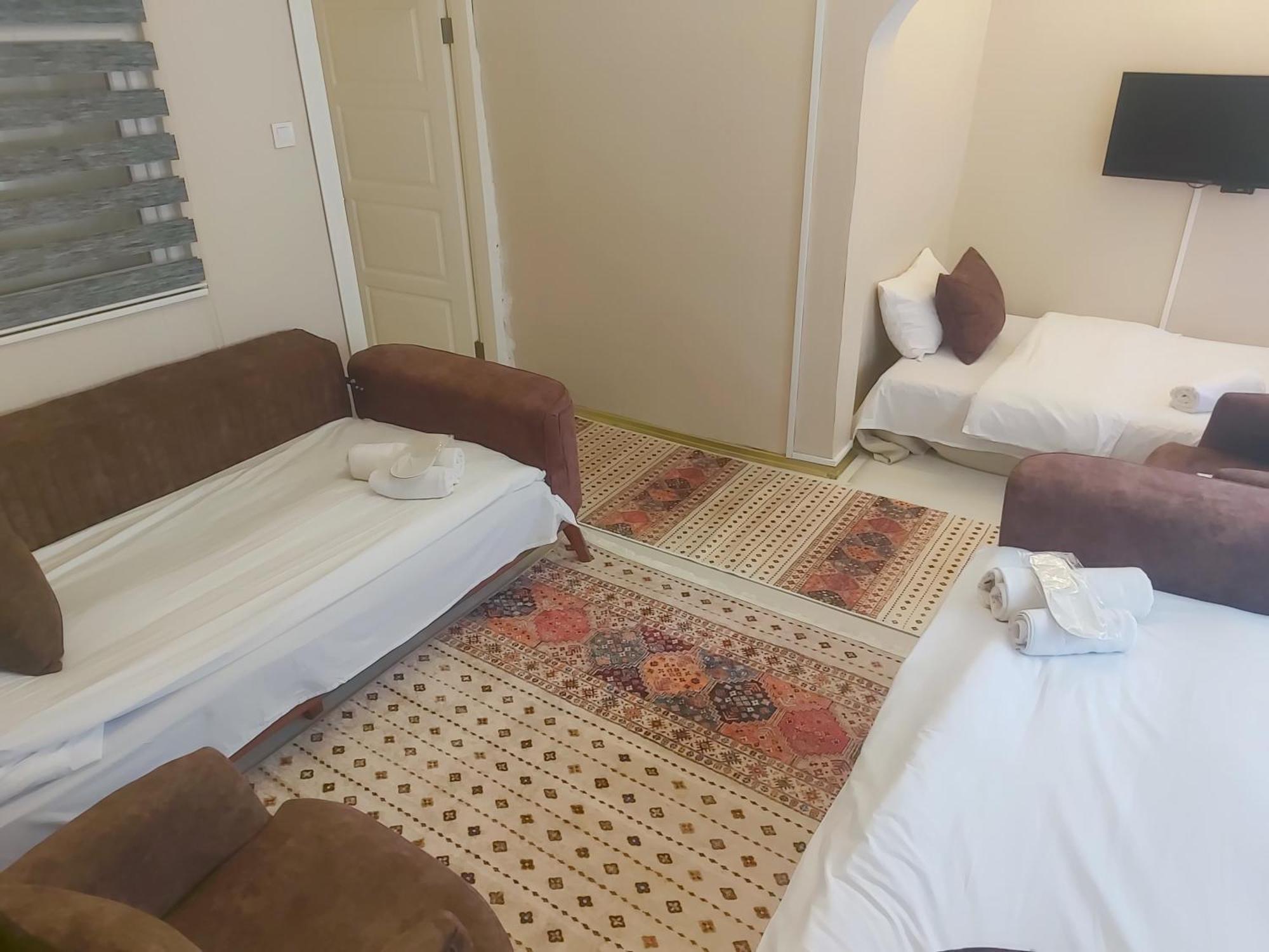 Hotel Antique 4*
